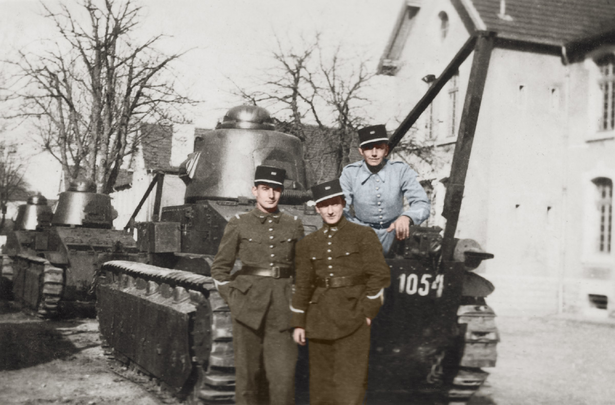 Groupe soldats colorisation photo guerre