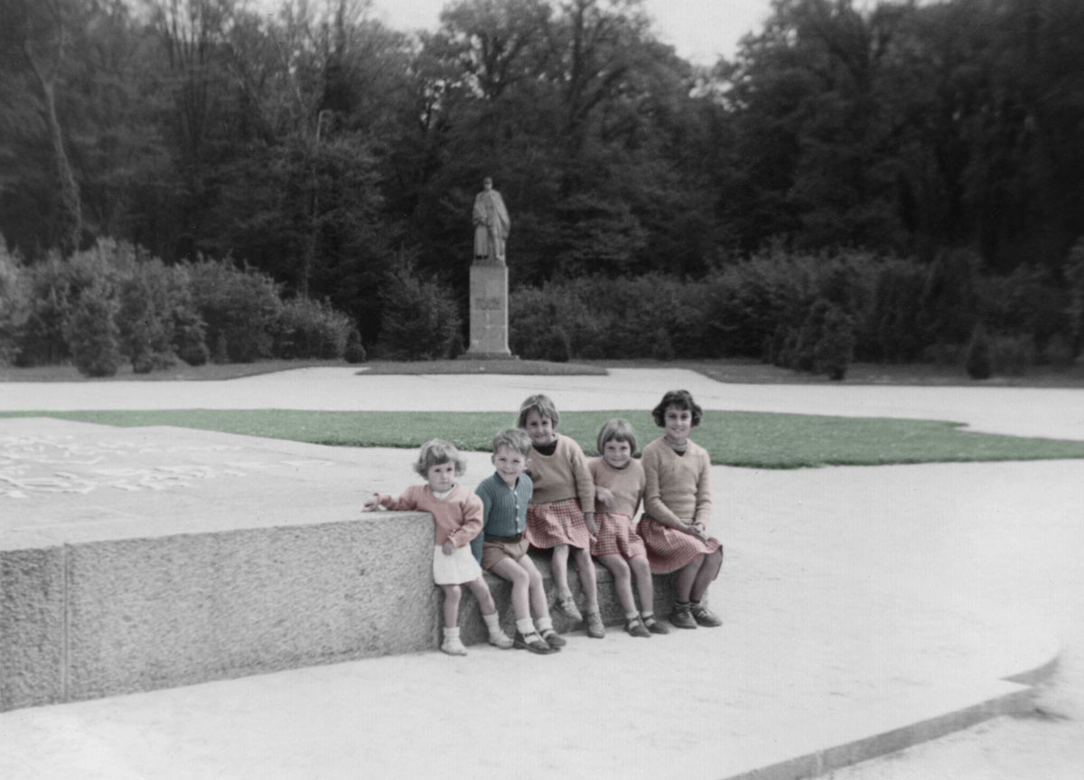 Enfants AMIENS photographie ancienne graphiste coloriste